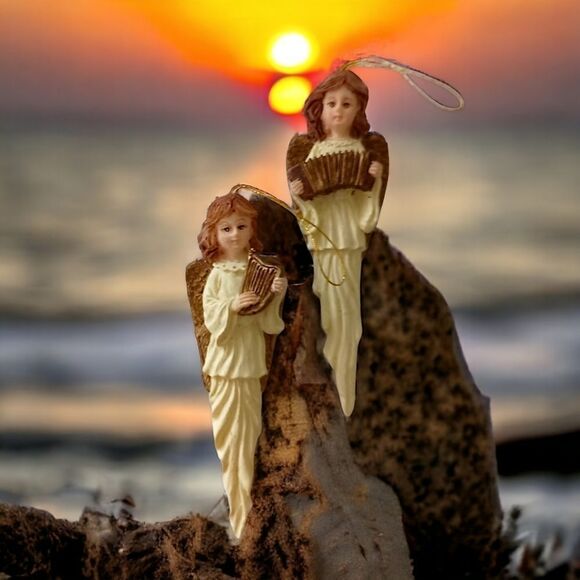 2 Angel Icicle Ornament Christmas Vintage 90s Resin Teardrop Holiday Ivory Gold. - Picture 1 of 13